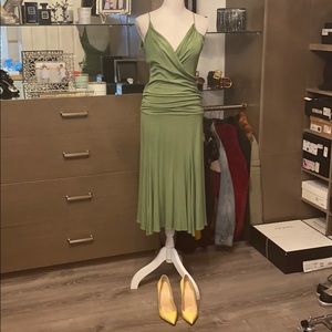 Bcbg midi dress rouching around waist